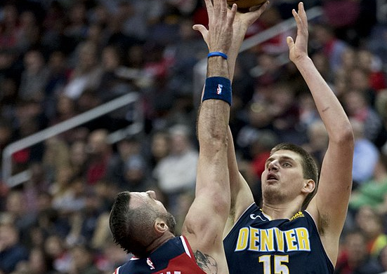 竞争尤为激 竞争尤为激