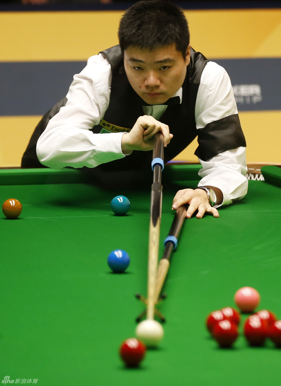 最后一个离 最后一个离