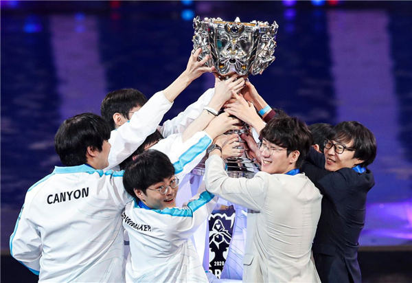 的策略导向 的策略导向